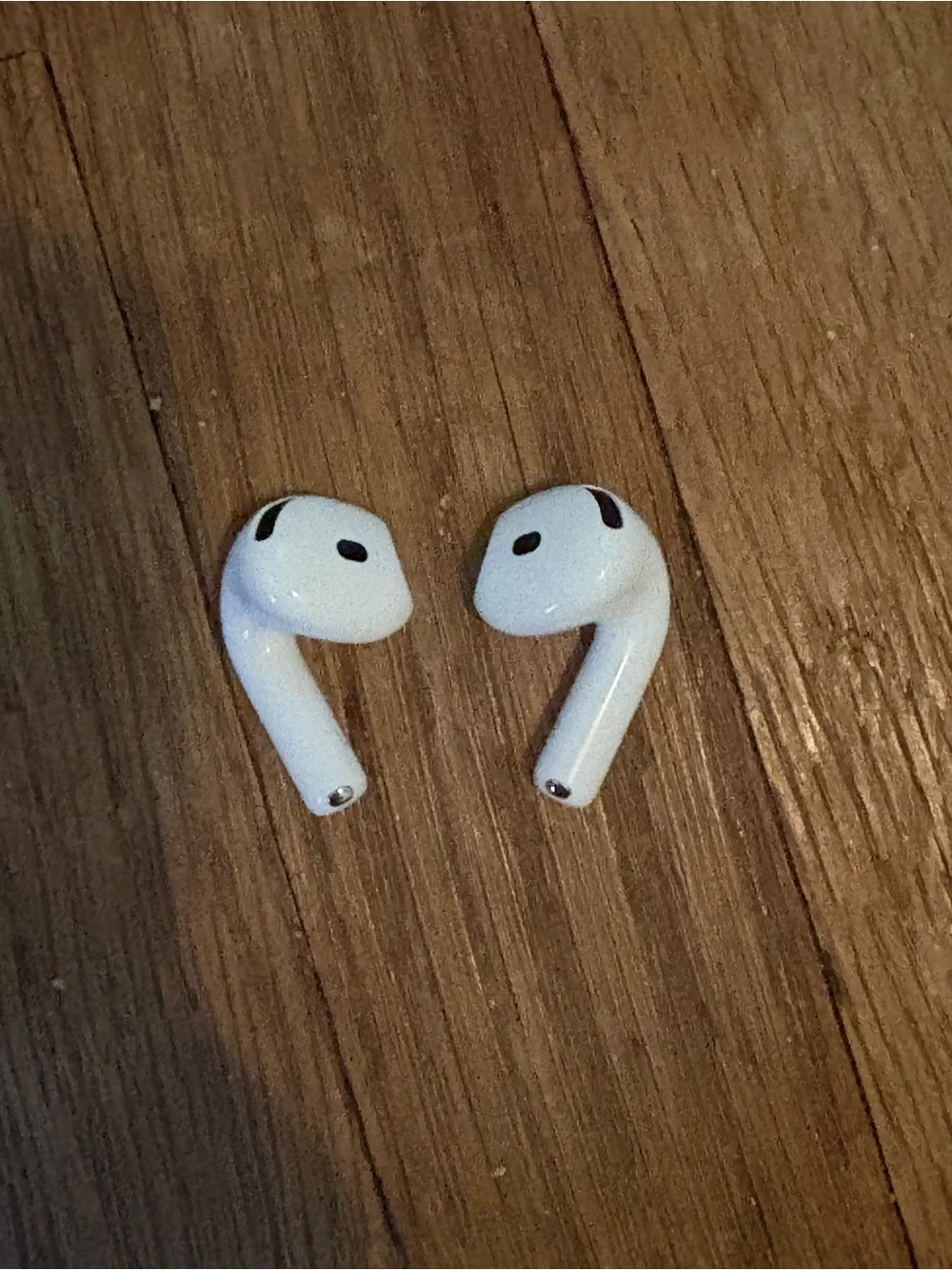Wireless True Bluetooth AirPods with Charging Case - White